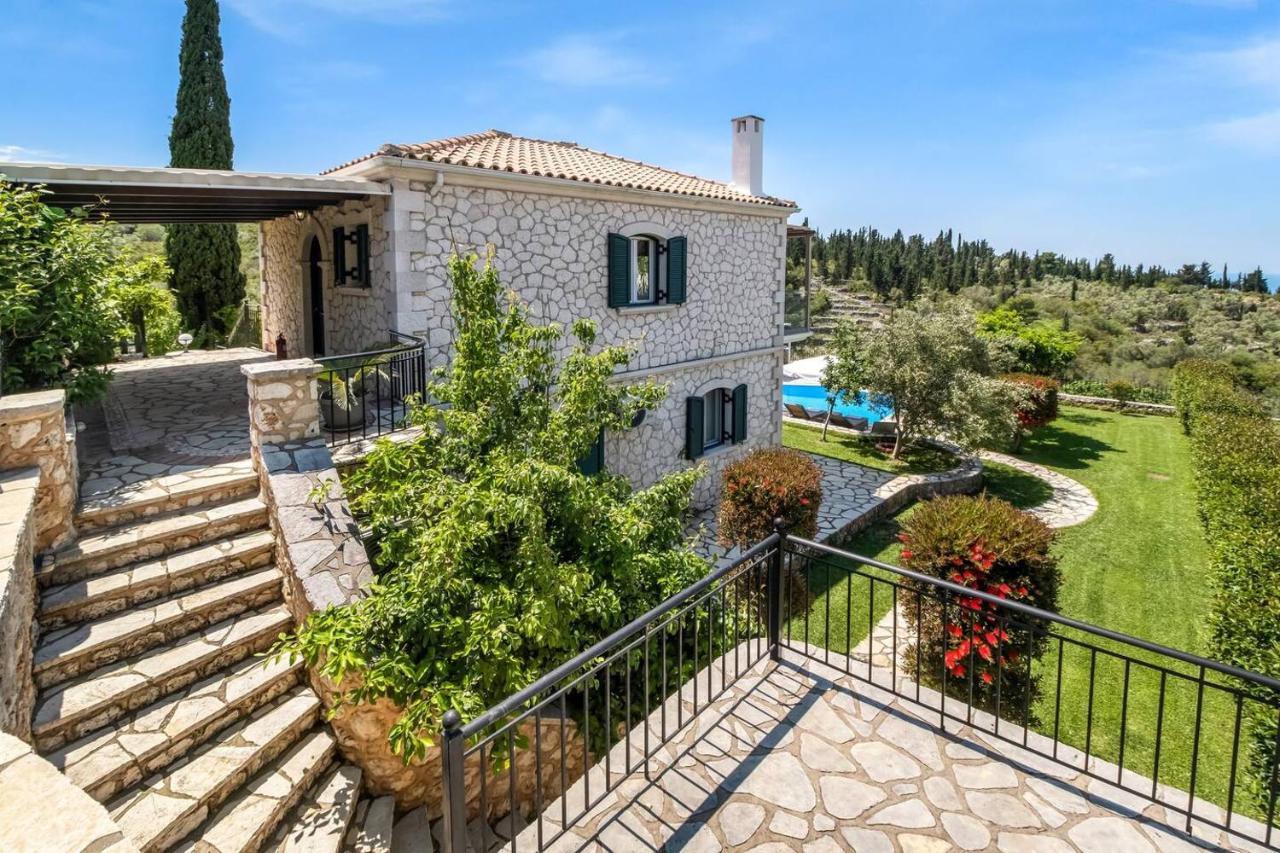 Villas Goudis Tsoukaládhes Екстериор снимка