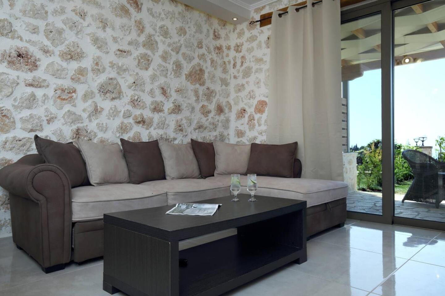Villas Goudis Tsoukaládhes Екстериор снимка
