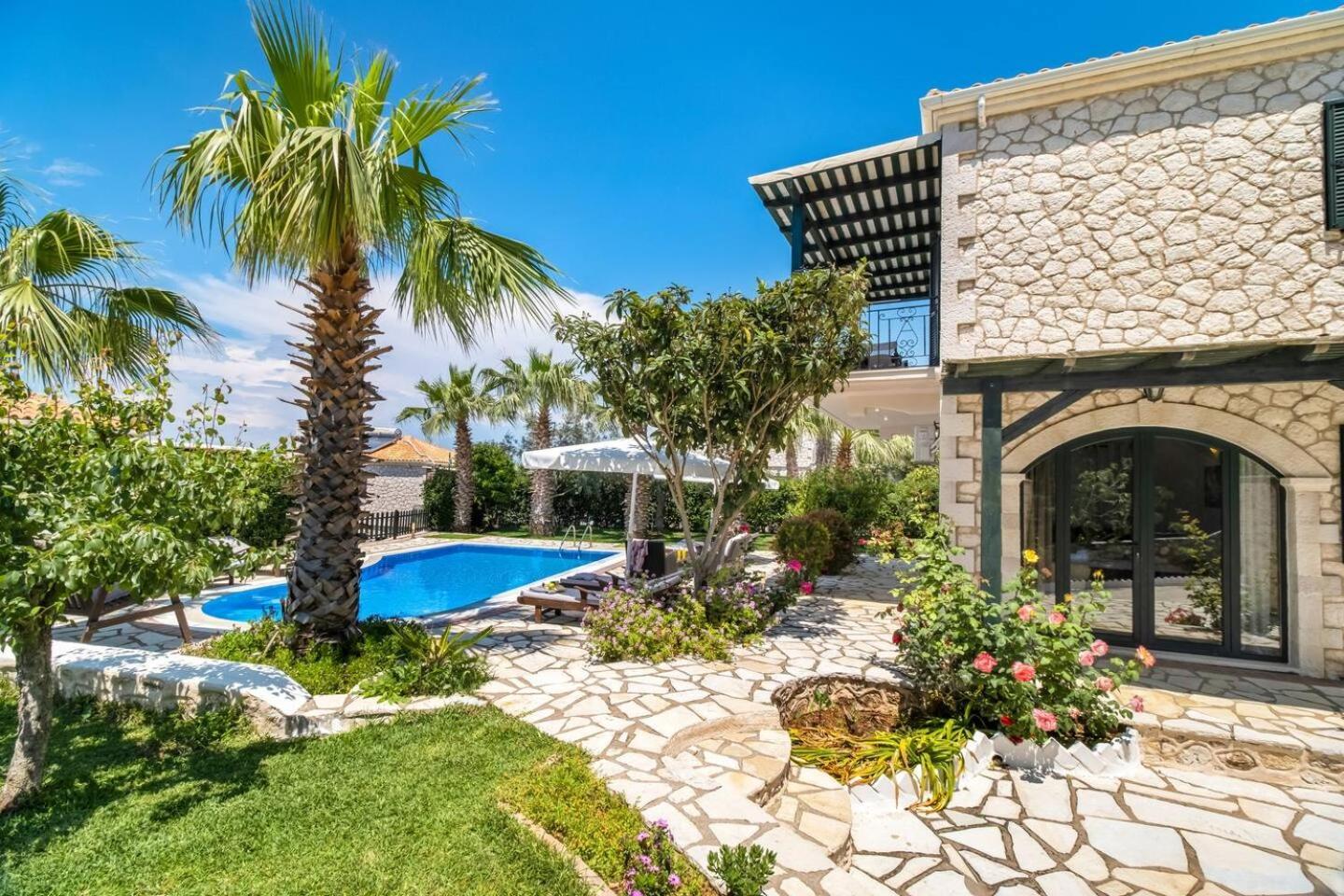 Villas Goudis Tsoukaládhes Екстериор снимка