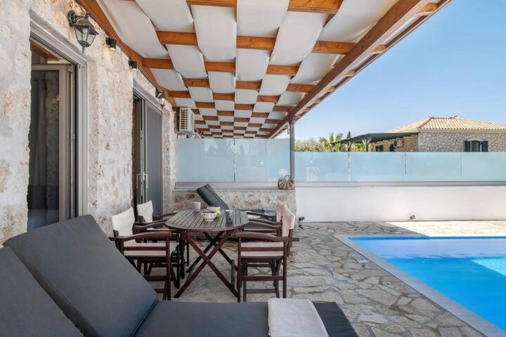 Villas Goudis Tsoukaládhes Екстериор снимка